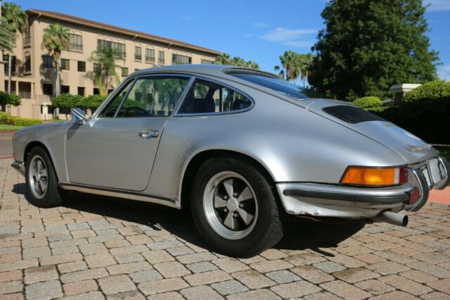 Porsche 911 1971 image number 27