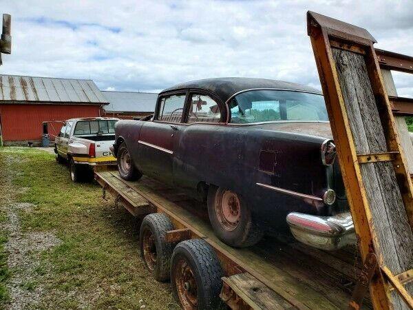 Oldsmobile Eighty-Eight 1955 image number 3