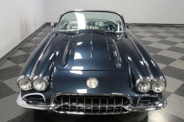 Chevrolet Corvette 1959 image number 23