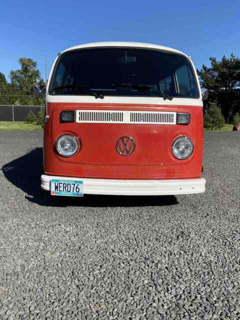Volkswagen Vanagon 1976 image number 1