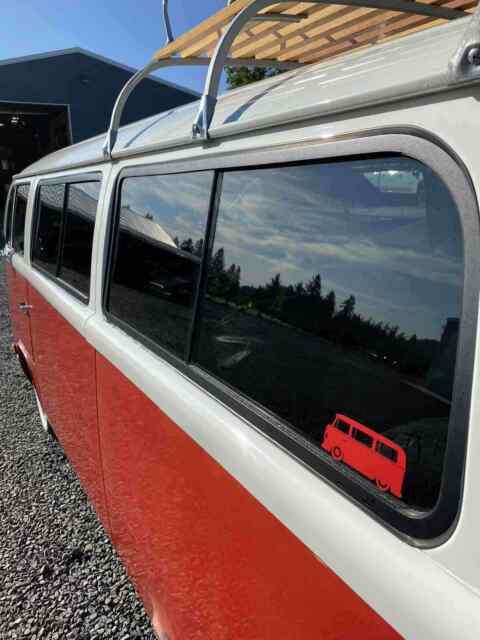 Volkswagen Vanagon 1976 image number 9