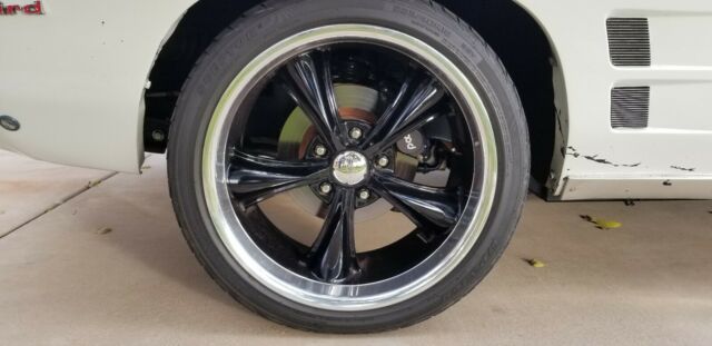 Pontiac Firebird 1969 image number 29