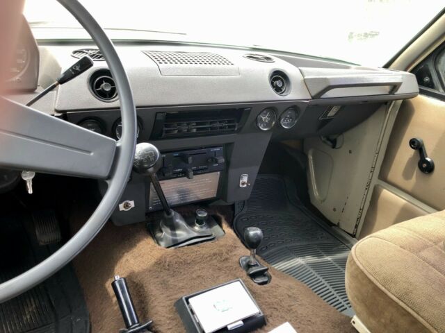Land Rover Range Rover 1974 image number 11