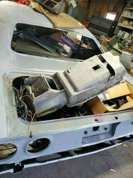 Plymouth Barracuda 1974 image number 22