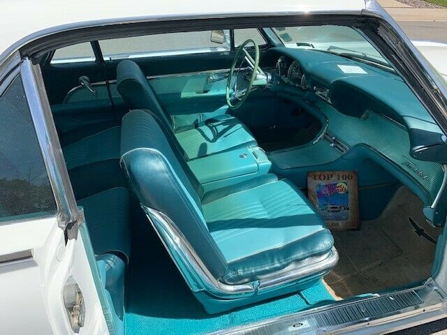 Ford Thunderbird 1963 image number 11