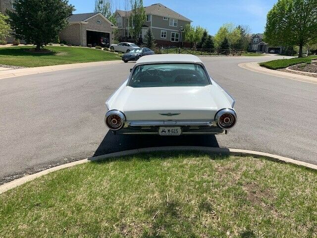 Ford Thunderbird 1963 image number 8