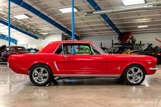 Ford Mustang 1965 image number 38