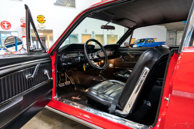 Ford Mustang 1965 image number 42