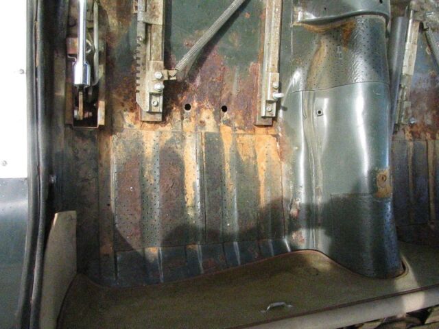 Volvo 1800 1970 image number 35