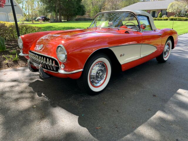 Chevrolet Corvette 1957 image number 10