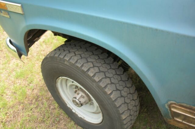 International Harvester 1200D 1970 image number 30