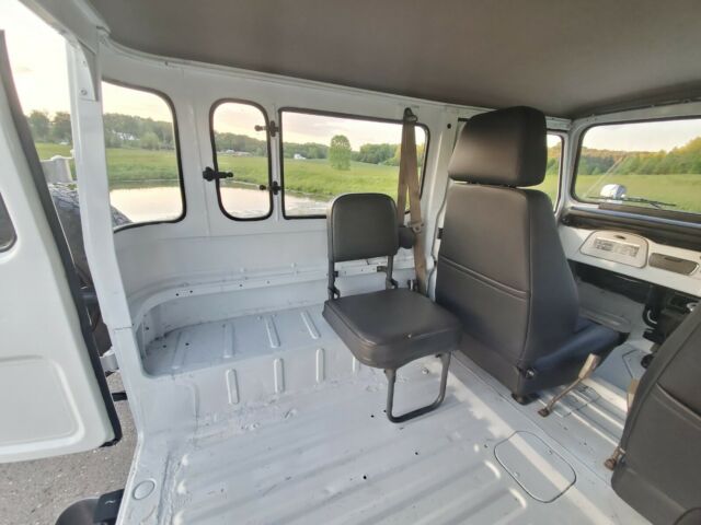Toyota Land Cruiser 1979 image number 12
