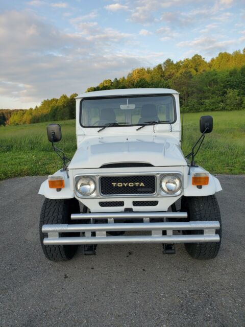 Toyota Land Cruiser 1979 image number 25