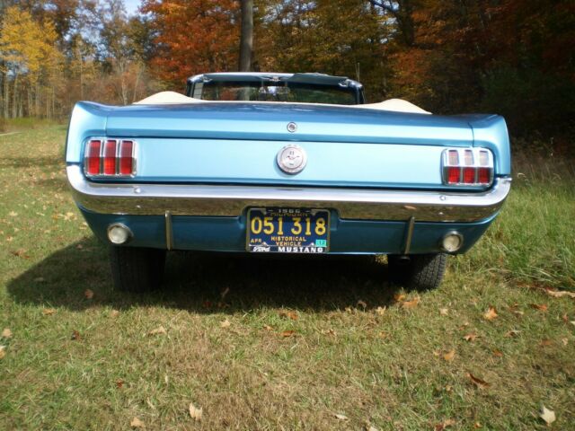 Ford Mustang 1966 image number 38