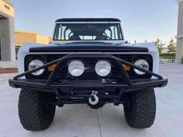 Ford Bronco 1974 image number 16