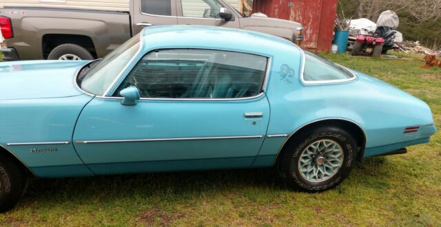 Pontiac Firebird 1977 image number 3