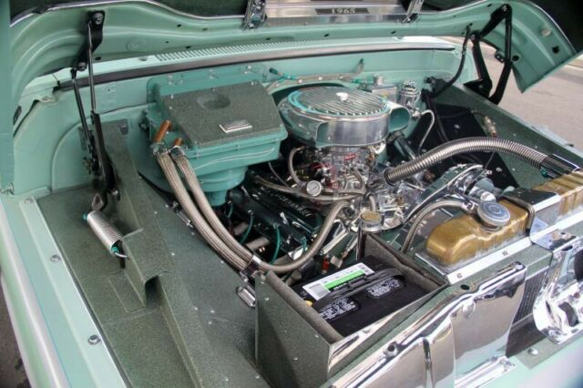 Chevrolet C-10 1965 image number 2