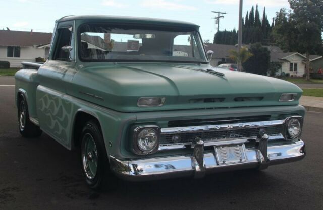 Chevrolet C-10 1965 image number 39
