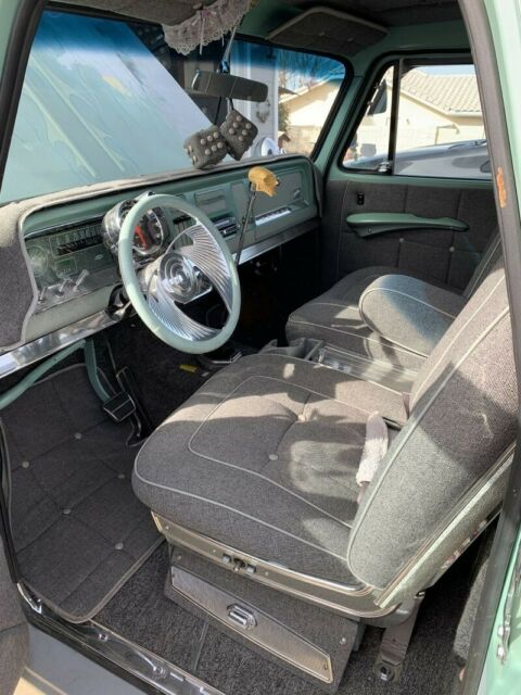 Chevrolet C-10 1965 image number 47