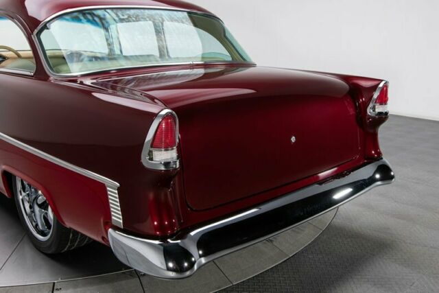 Chevrolet Bel Air/150/210 1955 image number 23