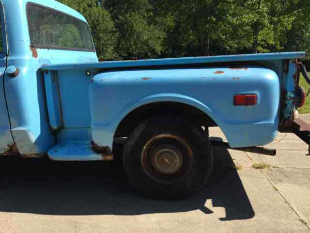 Chevrolet C-10 1968 image number 10