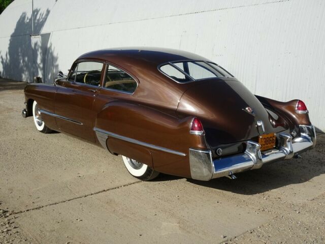 Cadillac Series 61 1949 image number 25