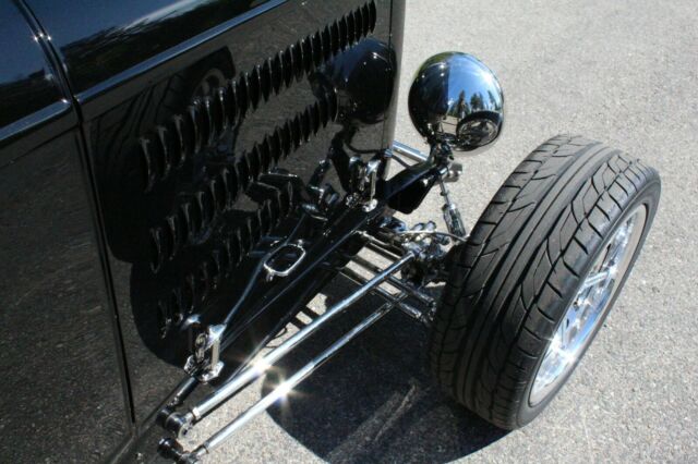 Ford Roadster 1932 image number 32
