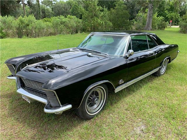 Buick Riviera 1965 image number 0