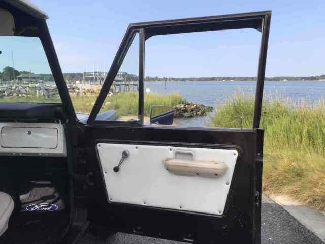Ford Bronco 1971 image number 37