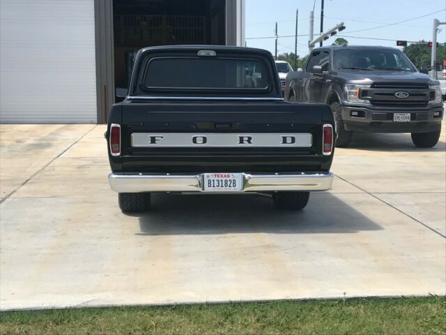 Ford F-100 1972 image number 2