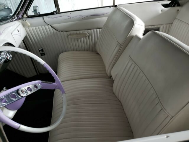 Ford Crown Victoria 1951 image number 15