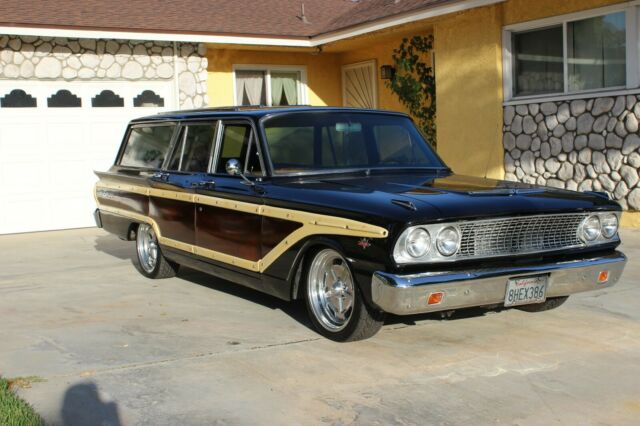 Ford Fairlane 1963 image number 25