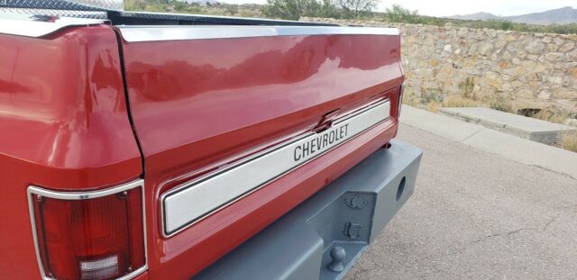 Chevrolet K-20 1977 image number 8