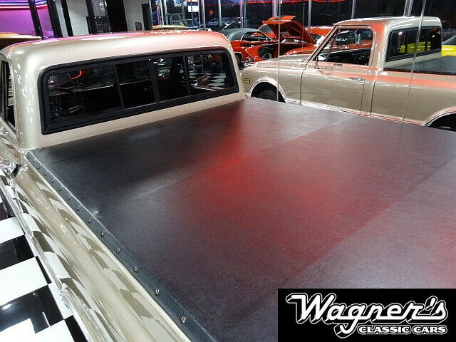 Chevrolet C-10 1968 image number 3