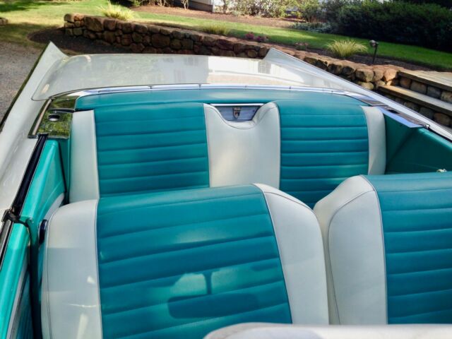Ford Fairlane 1957 image number 4