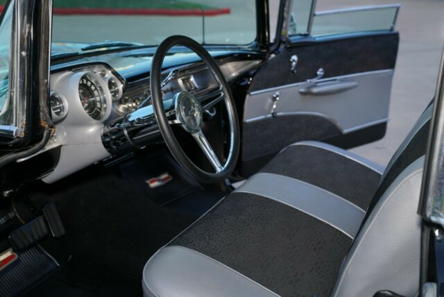 Chevrolet Bel Air/150/210 1957 image number 32
