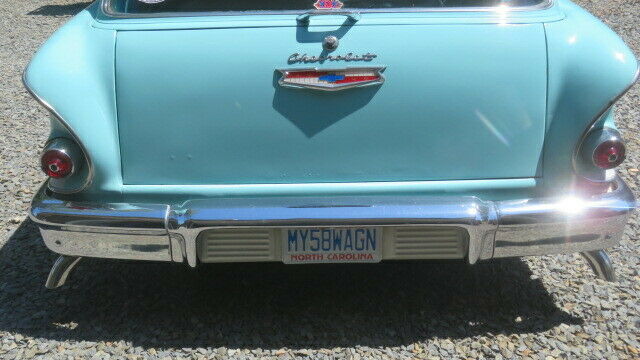Chevrolet Brookwood 1958 image number 18