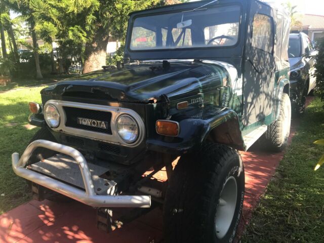 Toyota Land Cruiser 1972 image number 28