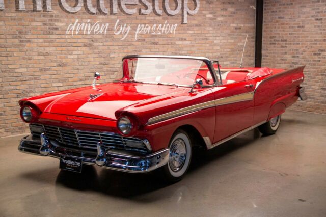 Ford Fairlane 1957 image number 5