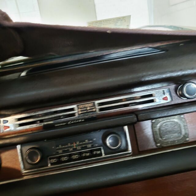 Mercedes-Benz S-Class 1968 image number 19