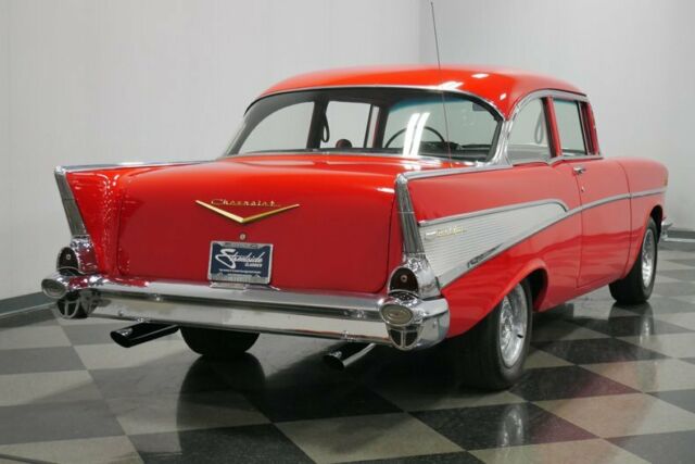 Chevrolet Bel Air/150/210 1957 image number 12
