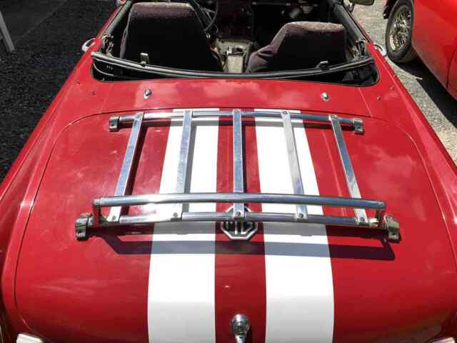 MG MGB 1979 image number 3