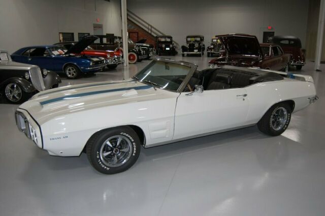 Pontiac Trans-Am Convertible Tribute 1969 image number 27