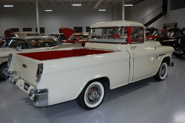 Chevrolet Cameo Pickup 1955 image number 36