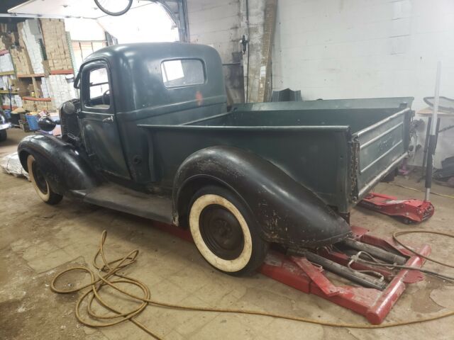 Plymouth PT-50 1937 image number 42