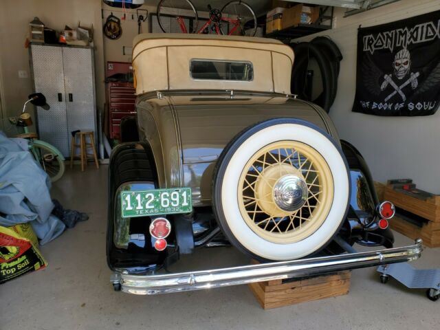 Ford Model B 1932 image number 14