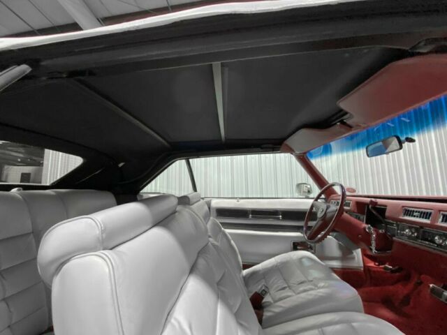 Cadillac Eldorado 1976 image number 16