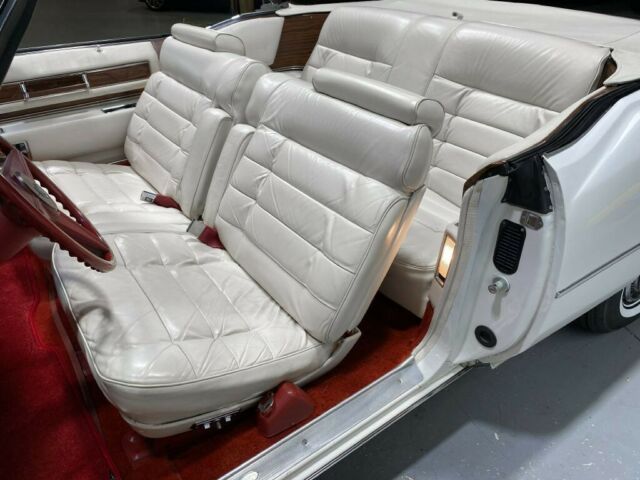 Cadillac Eldorado 1976 image number 35