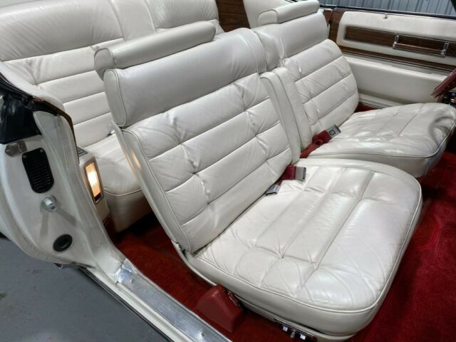 Cadillac Eldorado 1976 image number 38