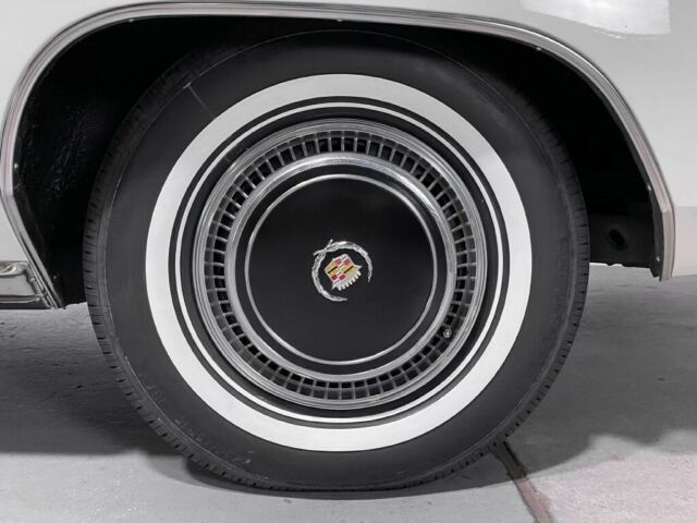 Cadillac Eldorado 1976 image number 47